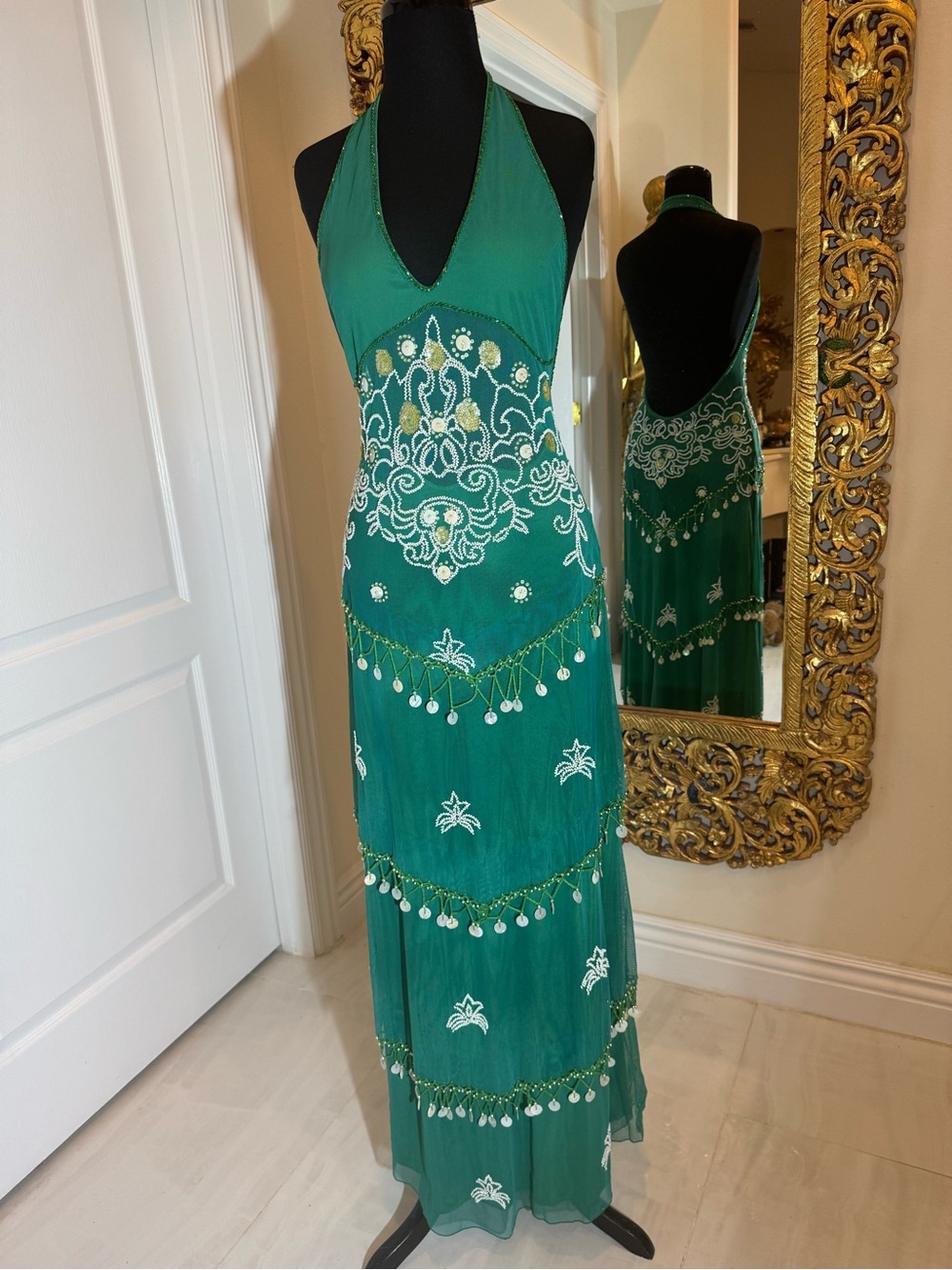 Emerald Green Halter Maxi Dress with hand beaded & hand Embroidery/ real shells - Picture 6 of 12